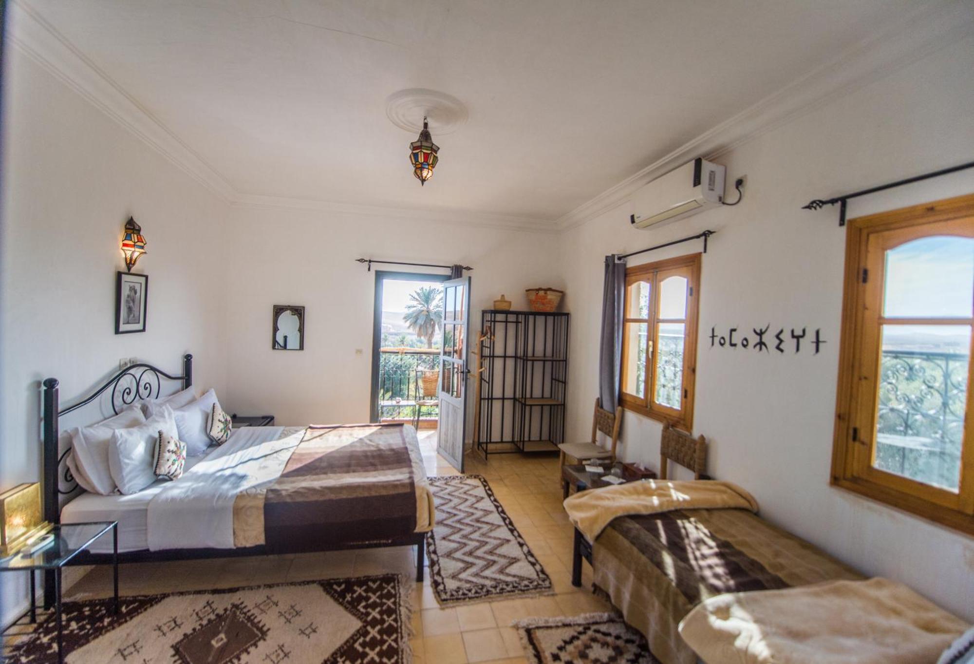 Riad Dar Bab Todra Tinghir Bilik gambar